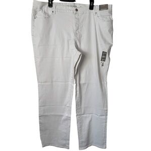 Falls Creek Women’s Straight Denim - White